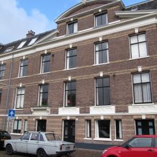 Huis met classicistische kenmerken