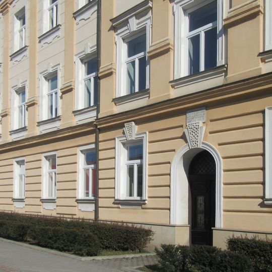 Pamětní deska v Zábřehu na ulici 28. října