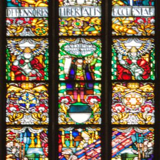 Józef Mehoffer's stained glass windows of history
