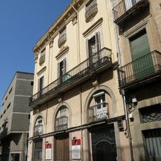 Building in muralla Sant Antoni, 79