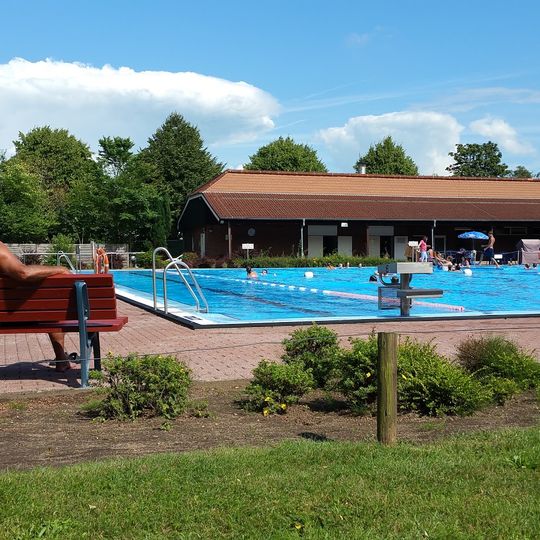 Freibad Lunden
