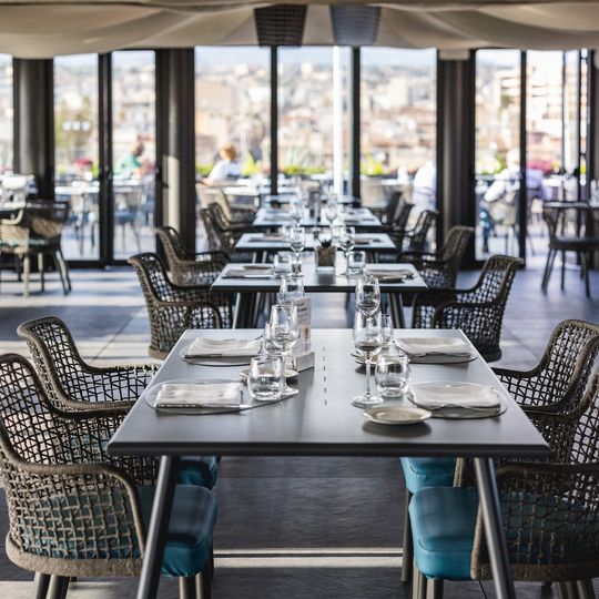 Etnea Roof Bar & Restaurant