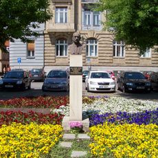 Pomník Edvarda Beneše na Kruhovém náměstí v Žatci