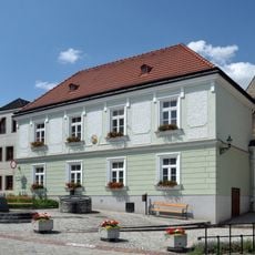 Former school & municipal office, Maria-Anzbach