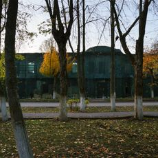 Здание бывшей городской управы, женской гимназии и училища (Новая Ладога)