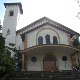 Cathedral of the Holy Spirit, Weetebula