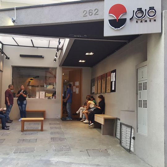 Jojo Ramen