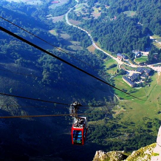 Fuente Dé cable car