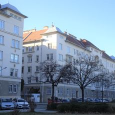 Wohnhausanlage Wehlistraße 136–148