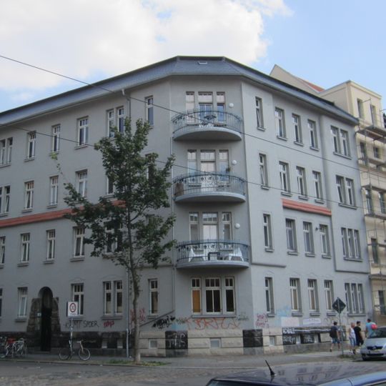 Mietshaus Comeniusstraße 12