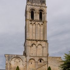 Église abbatiale Notre-Dame-du-Bourg-Dieu de Déols