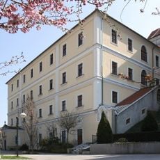 Ehem. Minoritenkloster, Pflegeheim-Tagesheimstätte
