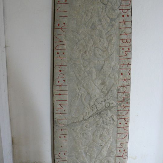 Östergötlands runinskrifter 213