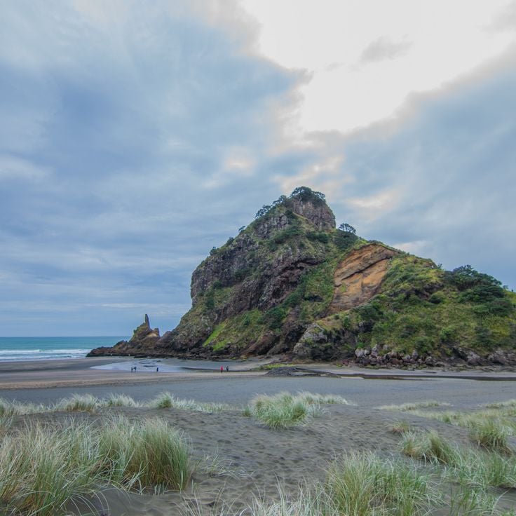 Piha Beach