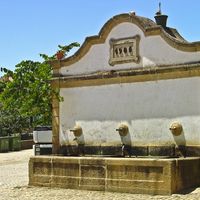 Izeda, Calvelhe e Paradinha Nova