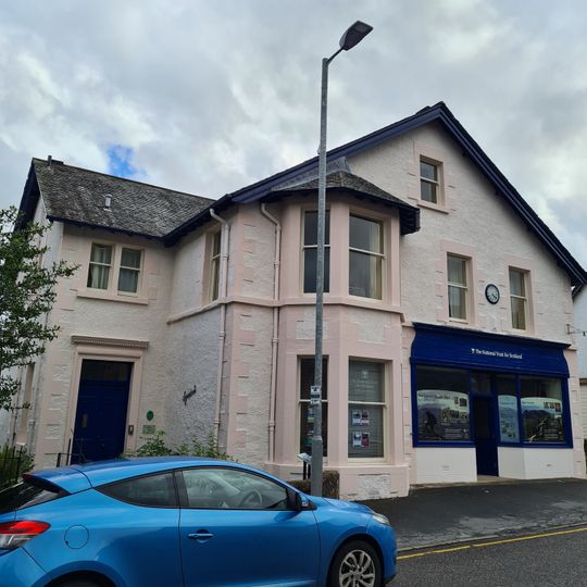 Lynedoch Including Boundary Walls, Main Street, Killin