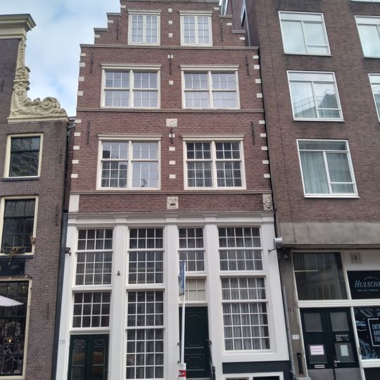 Spuistraat 129-131