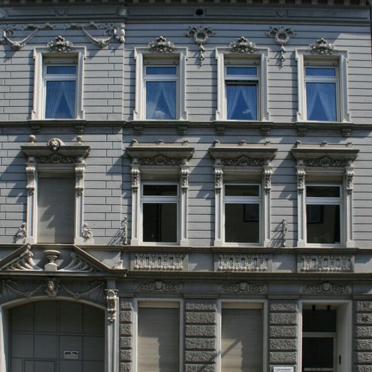 Bozener Straße 12