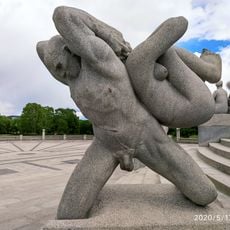 Nr. 24: Mann kaster kvinne