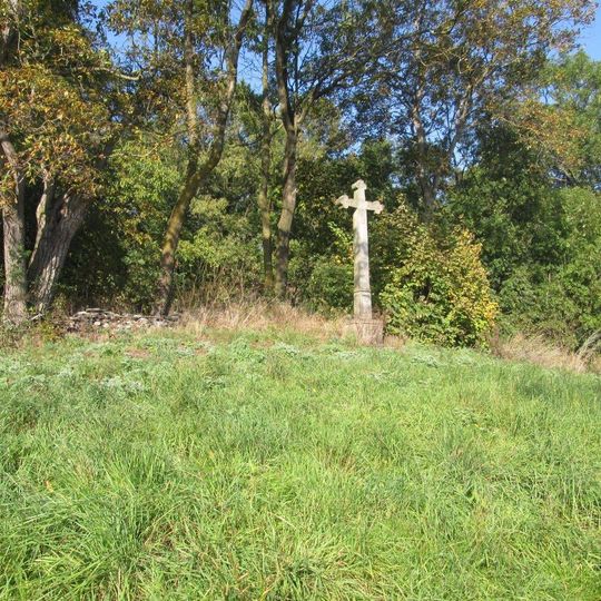 Kříž severně od Kuní