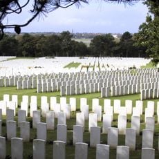 Étaples Military Cemetery