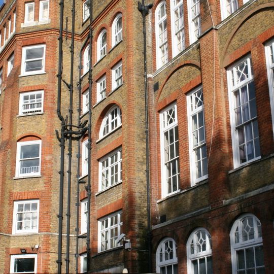 Weavers Field School