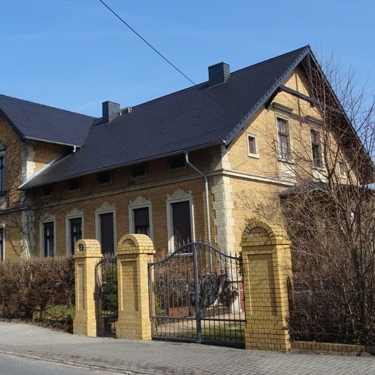 Senftenberger Straße 3