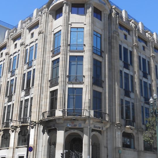 Edifício de o Jornal "O Comércio do Porto"