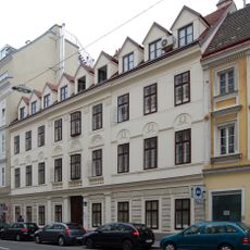 Burggasse 95