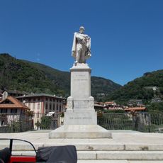Statua del generale Giacomo Antonini