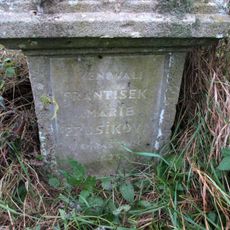 Kříž severně od Chrášťovic