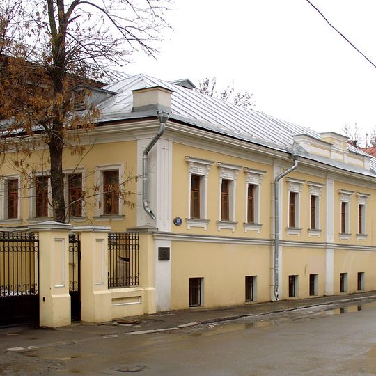 1st Kadashevsky Lane, 10