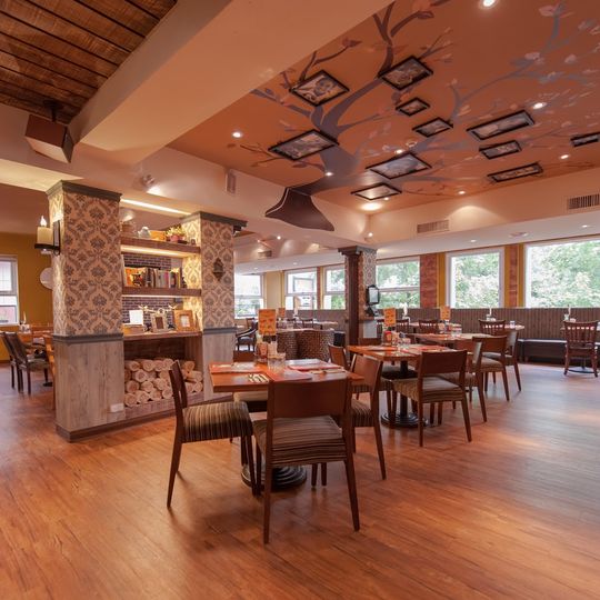 Second floor Café