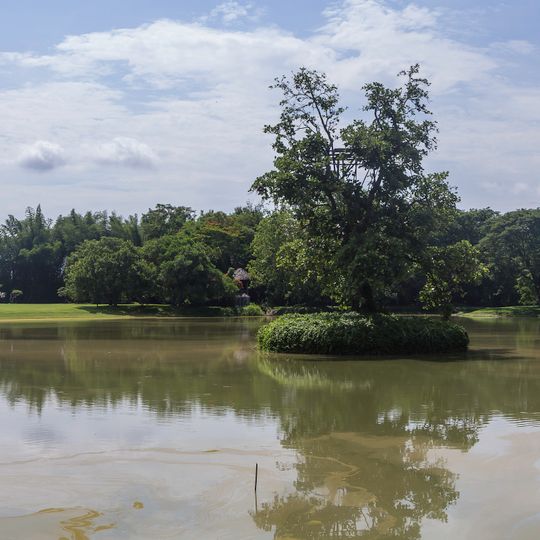 Rai Mae Fa Luang Art and Cultural Park