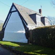 Cruck Cottage