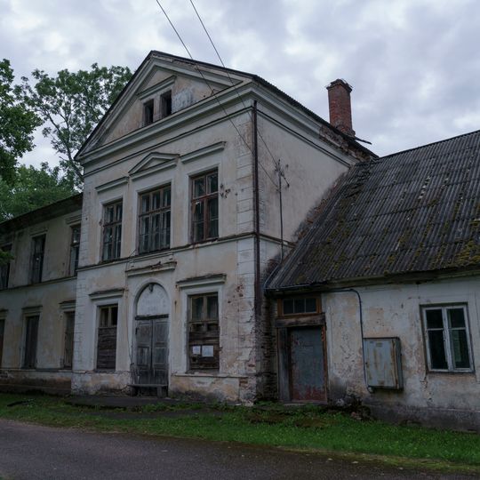 Ilzene Manor