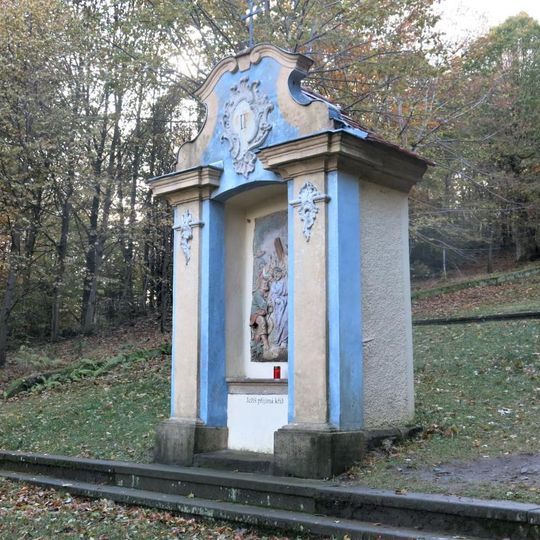 Kaplička II. zastavení křížové cesty v Jiřetíně pod Jedlovou