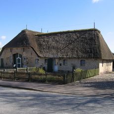 Schulstraße 1, Bauernhaus