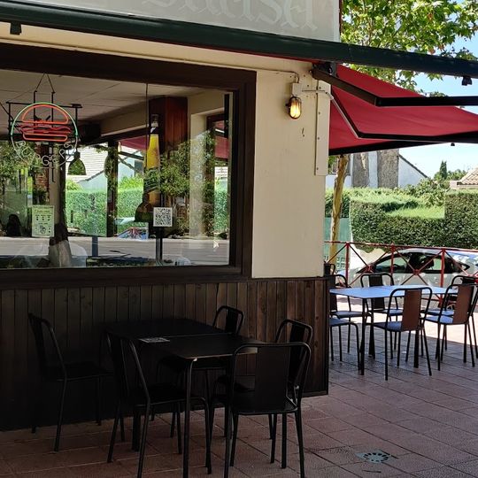 Rock & Grill