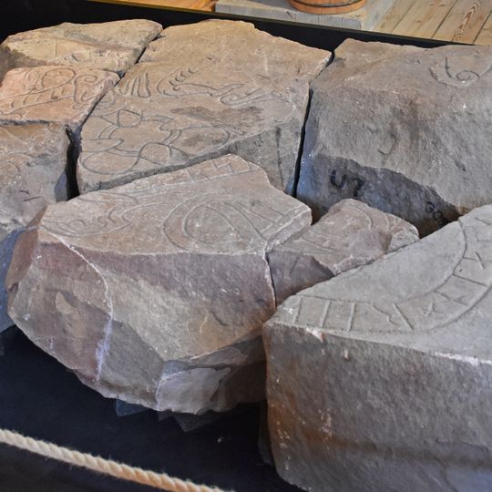 Uppland Runic Inscription 6