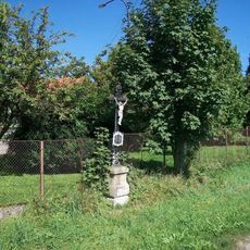 Kříž v Drunčích u silnice