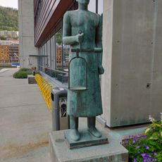 A person holding a weight