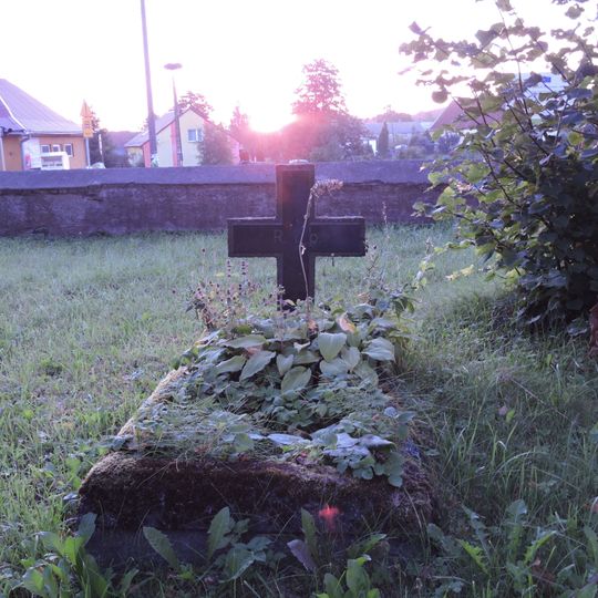 Cmentarz grzebalny w Pogrodziu