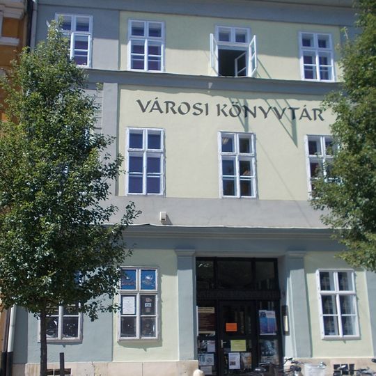 "Chernel Kálmán" City Library