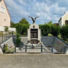 Neuhaus in der Wart War Memorial