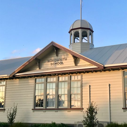Hokowhitu School