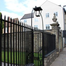 Garden Walls, Railings And Gates Of Number 16 (little Trinity)