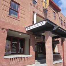 The Claim Jumper Building