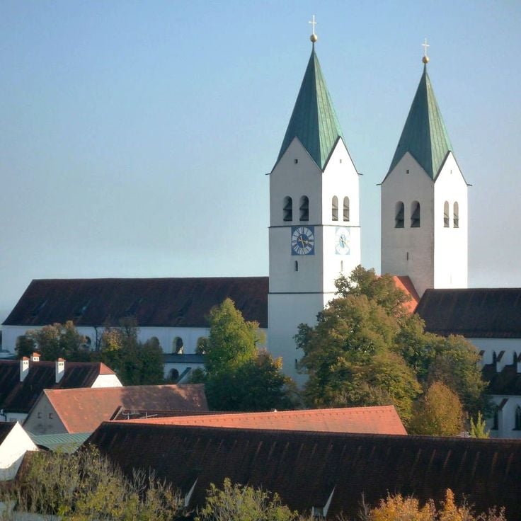Klokkentoren van de dom van Freising