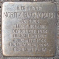 Stolperstein en memoria de Moritz Bacharach